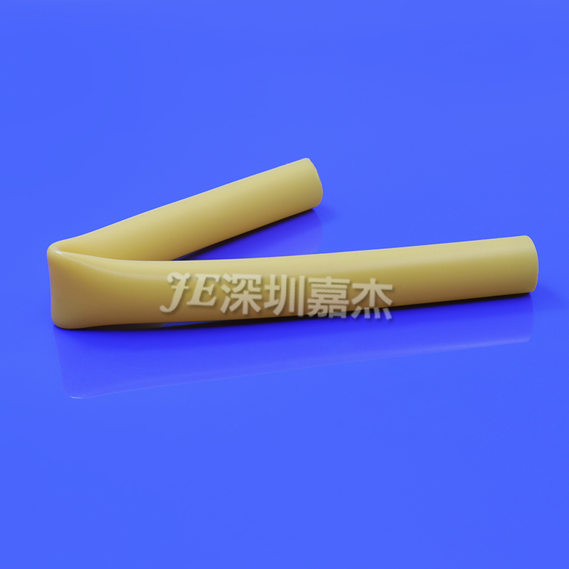 美女小穴黄视频双色硅胶管